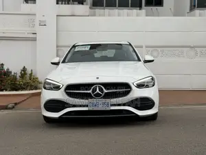 Mercedes-Benz C300 2022 White