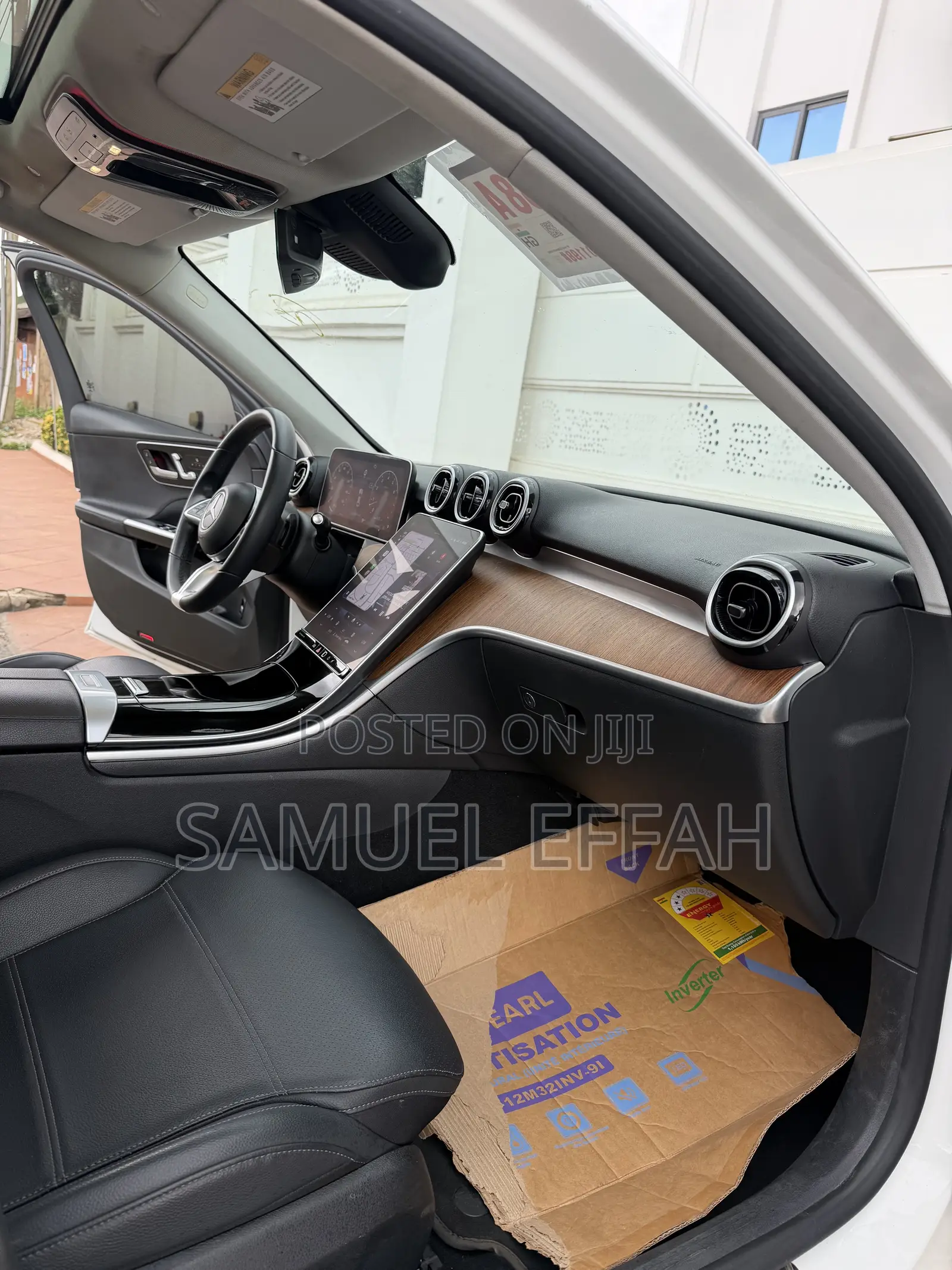 Mercedes-Benz C300 2022 White