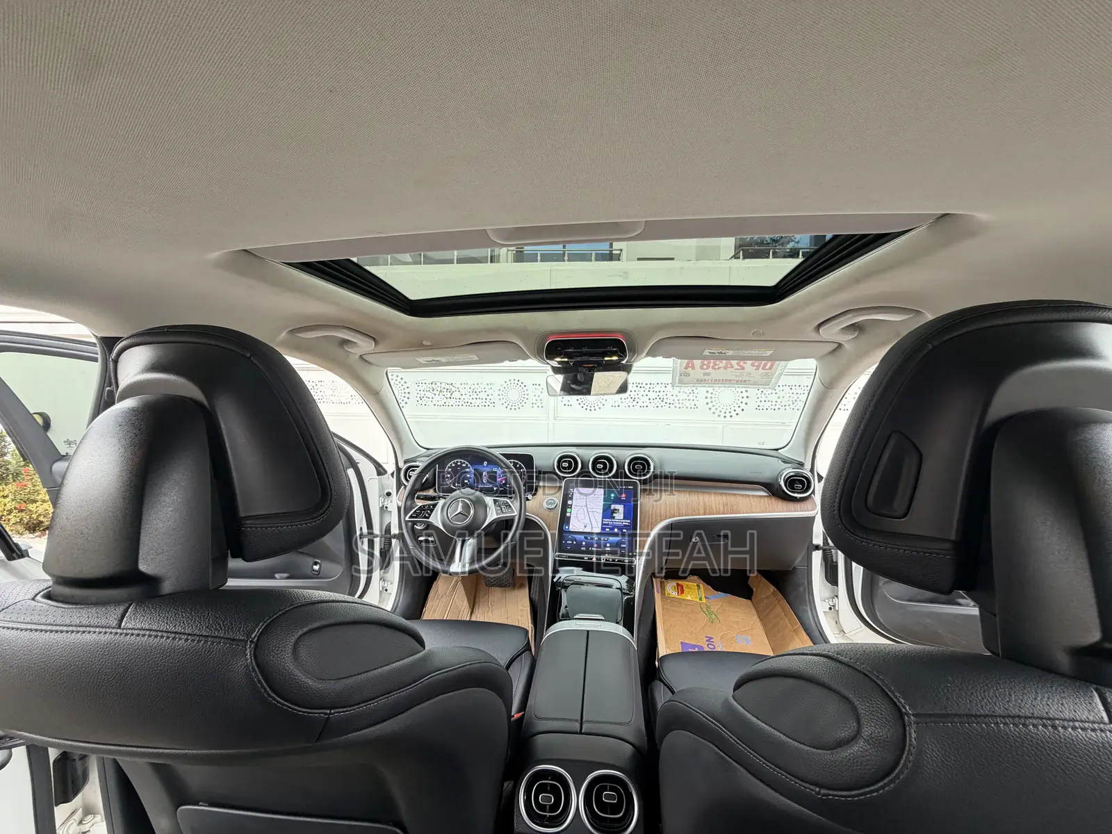 Mercedes-Benz C300 2022 White