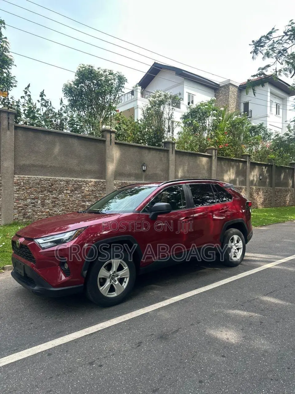 Toyota RAV4 XLE FWD 2020 Red