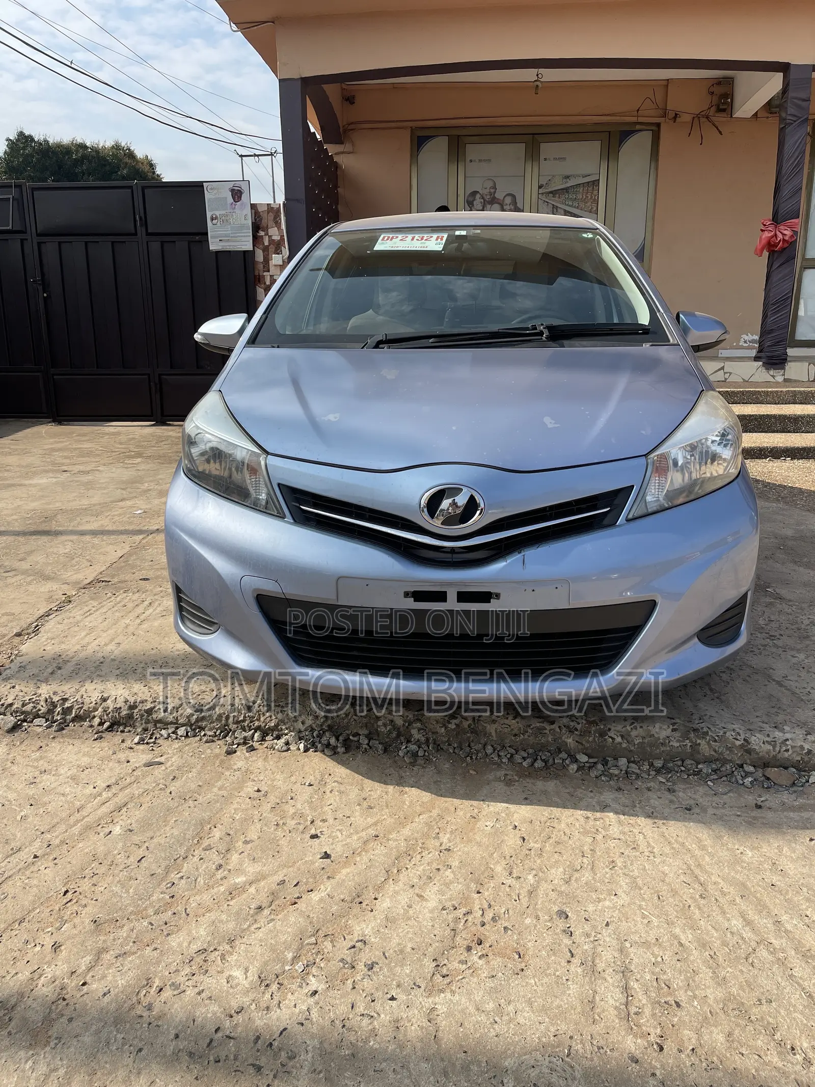 Toyota Vitz 1.3 AWD 5dr 2012 Blue