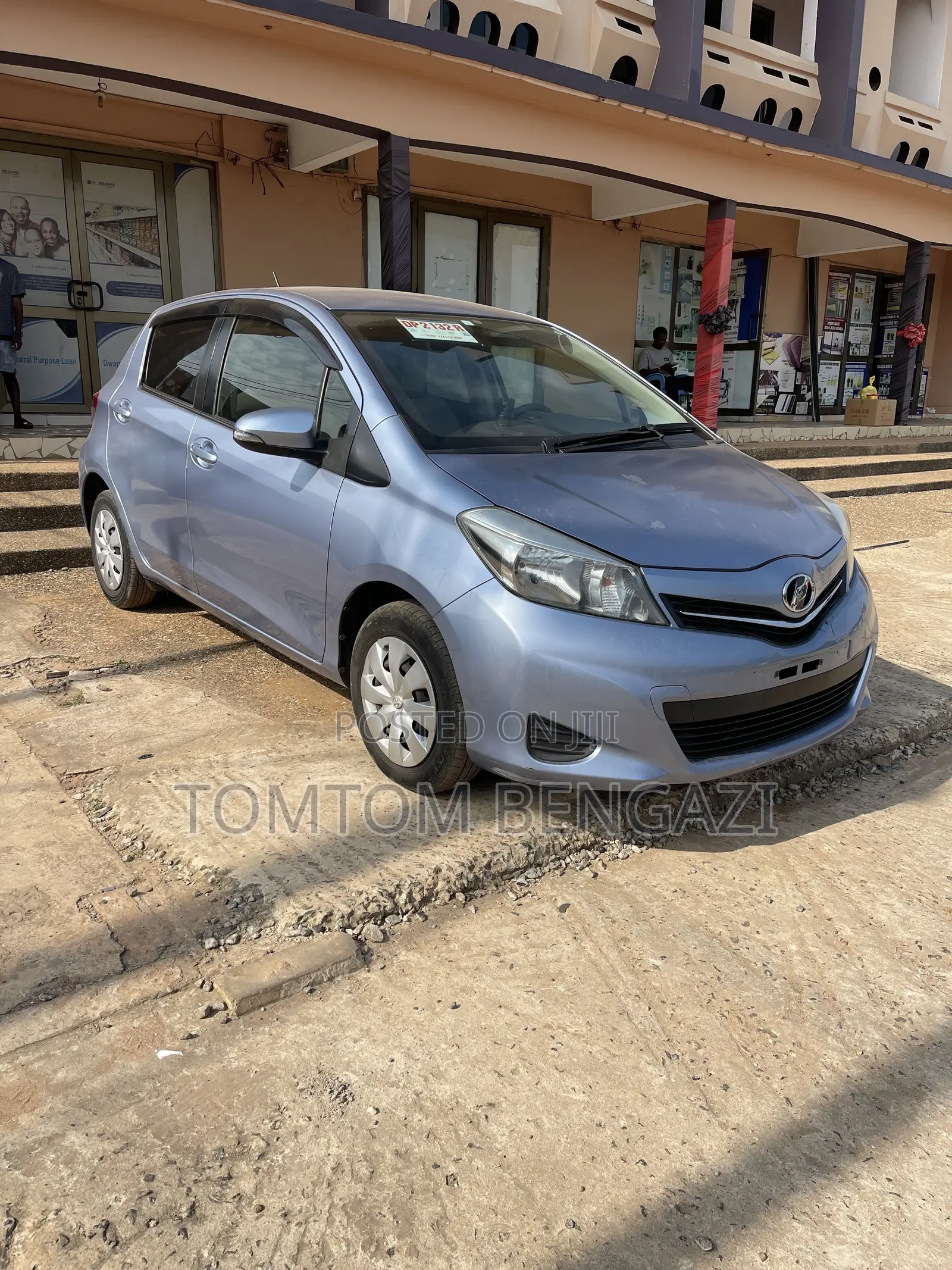 Toyota Vitz 1.3 AWD 5dr 2012 Blue