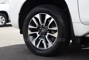 Toyota Land Cruiser Prado/ Hilux / Fortuner Rim 17