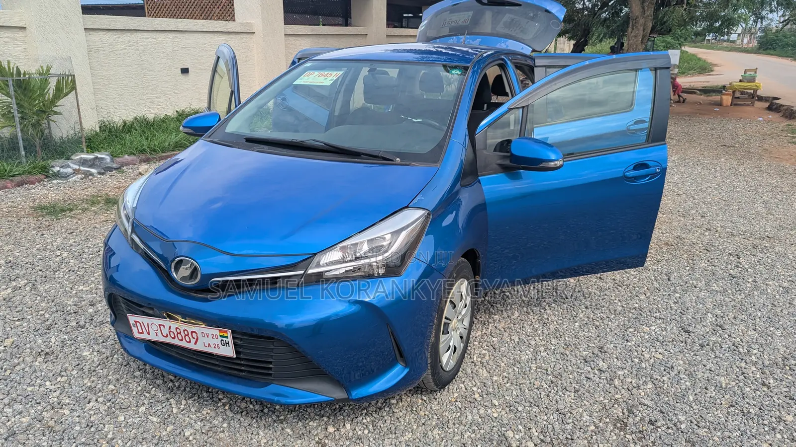 Toyota Vitz 2015 Blue
