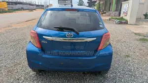 Toyota Vitz 2015 Blue