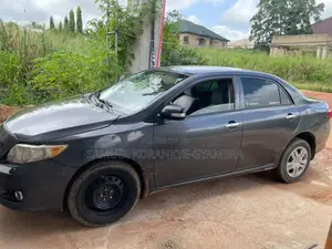 Toyota Corolla 2009 Gray