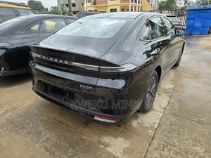 New Nissan Maxima Platinum 2023 Black