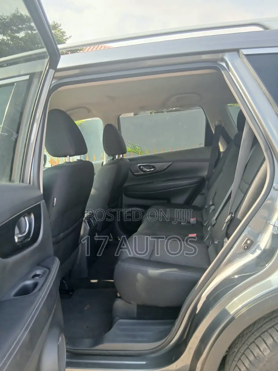 Nissan Rogue SV AWD 2016 Silver