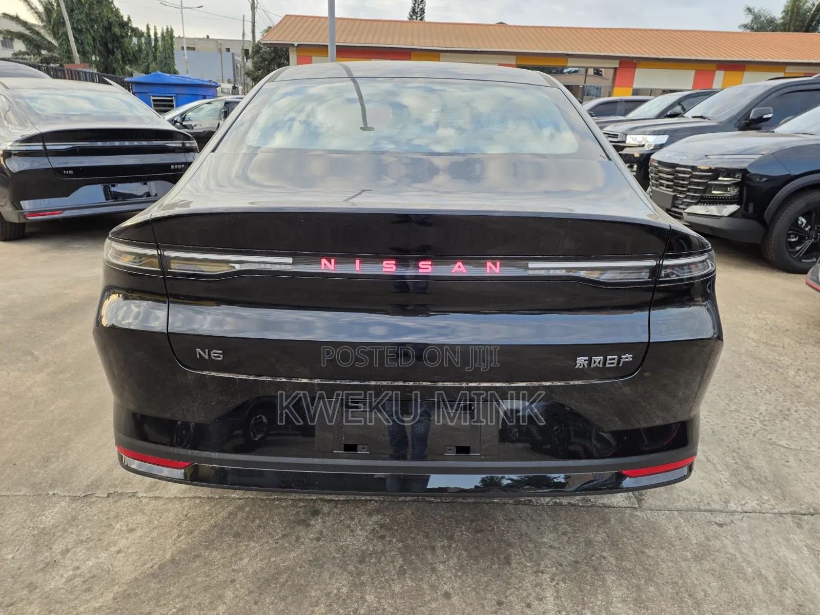 New Nissan Maxima Platinum 2023 Black