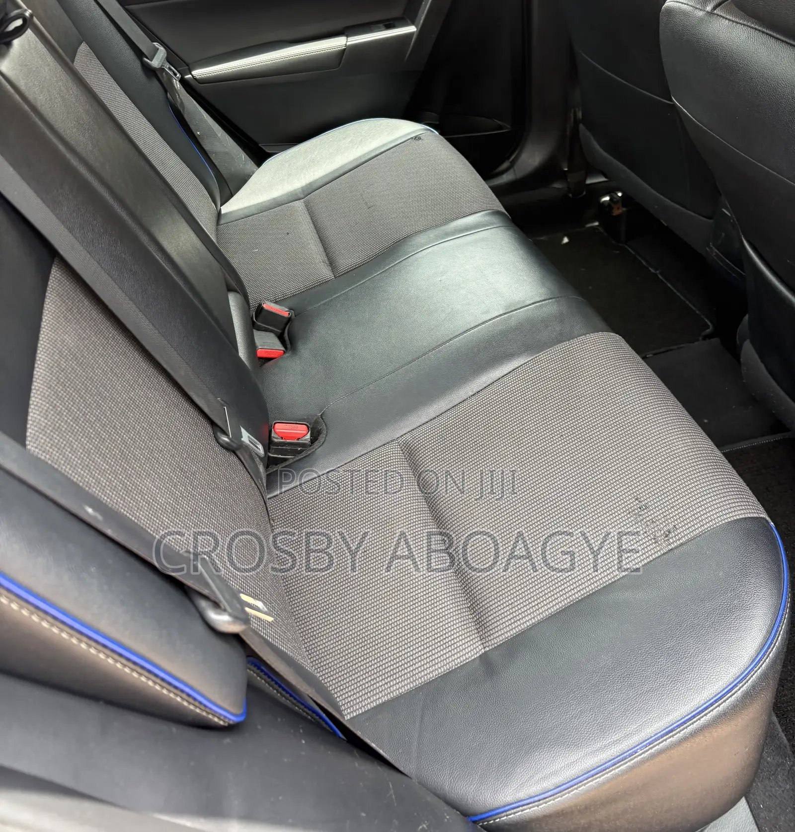 Toyota Corolla SE Special Edition 4dr Sedan (1.8L 4cyl CVT) 2017 Blue