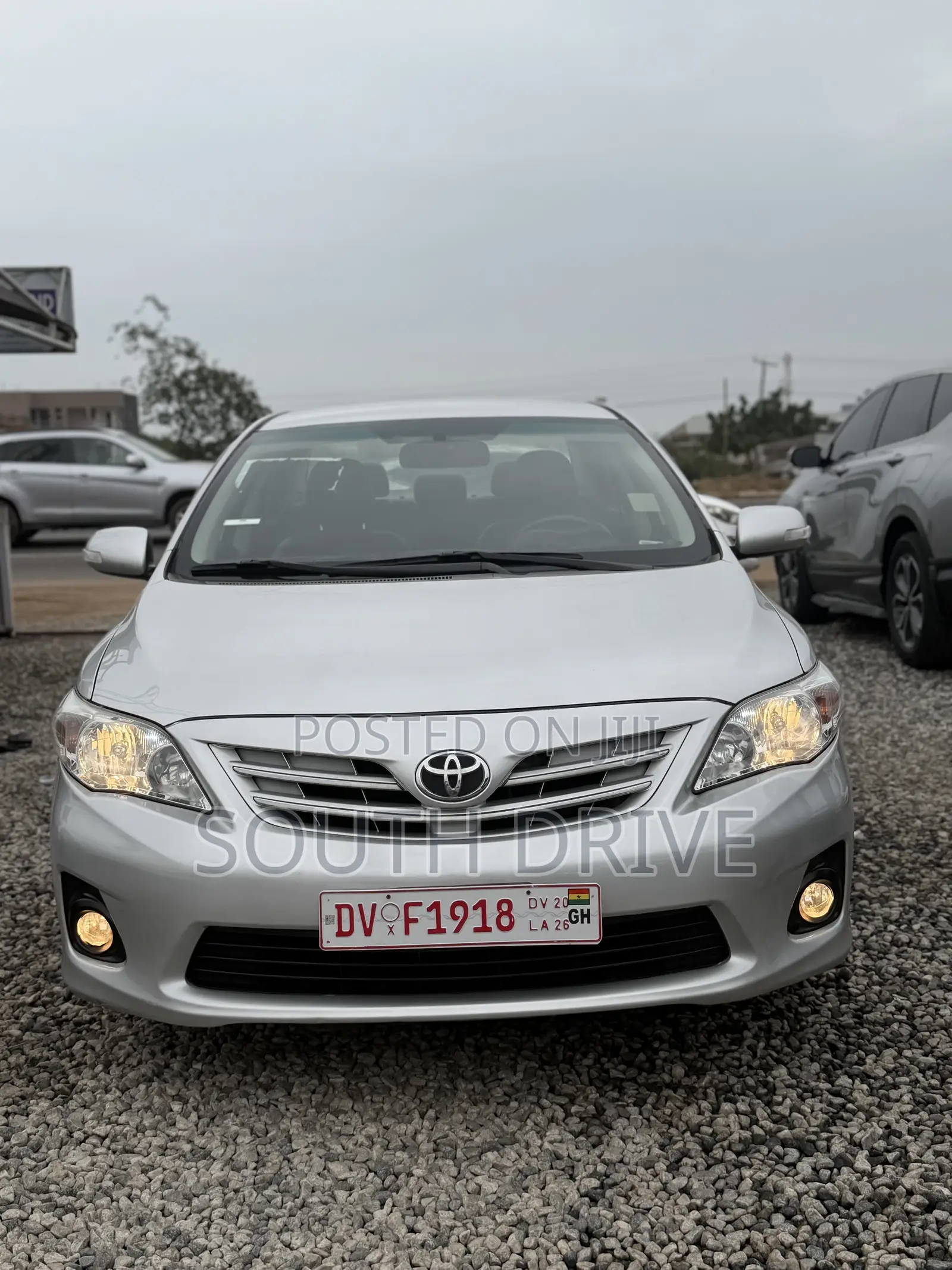 Toyota Corolla LE 4dr Sedan (1.8L 4cyl 4A) 2012 Silver