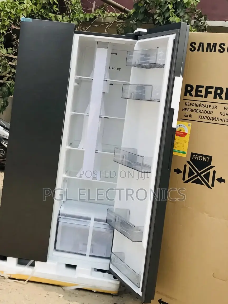 Samsung 583Ltrs Side by Side Refrigerator Smartthings App Support