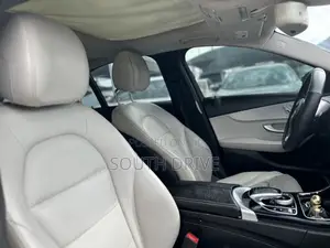 Mercedes-Benz C300 Luxury 4dr AWD 4Matic Sedan (2.0L 4cyl 7A) 2015 Gray