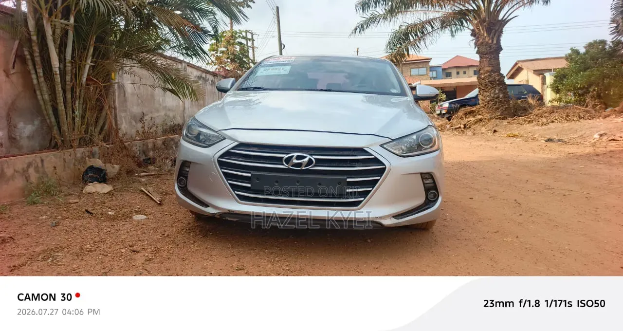 Hyundai Avante 2017 Silver
