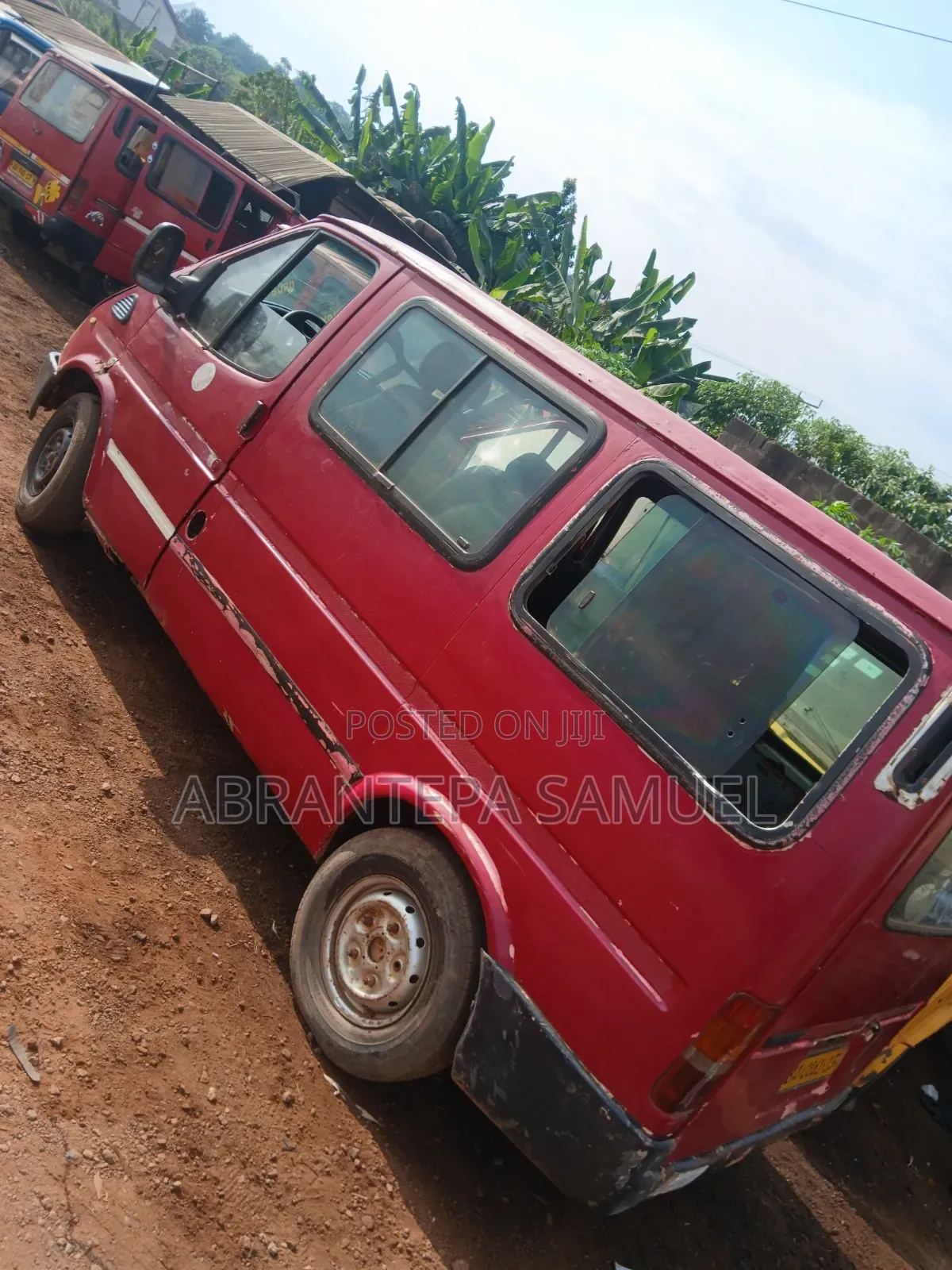 Ford Transit 1999 Red