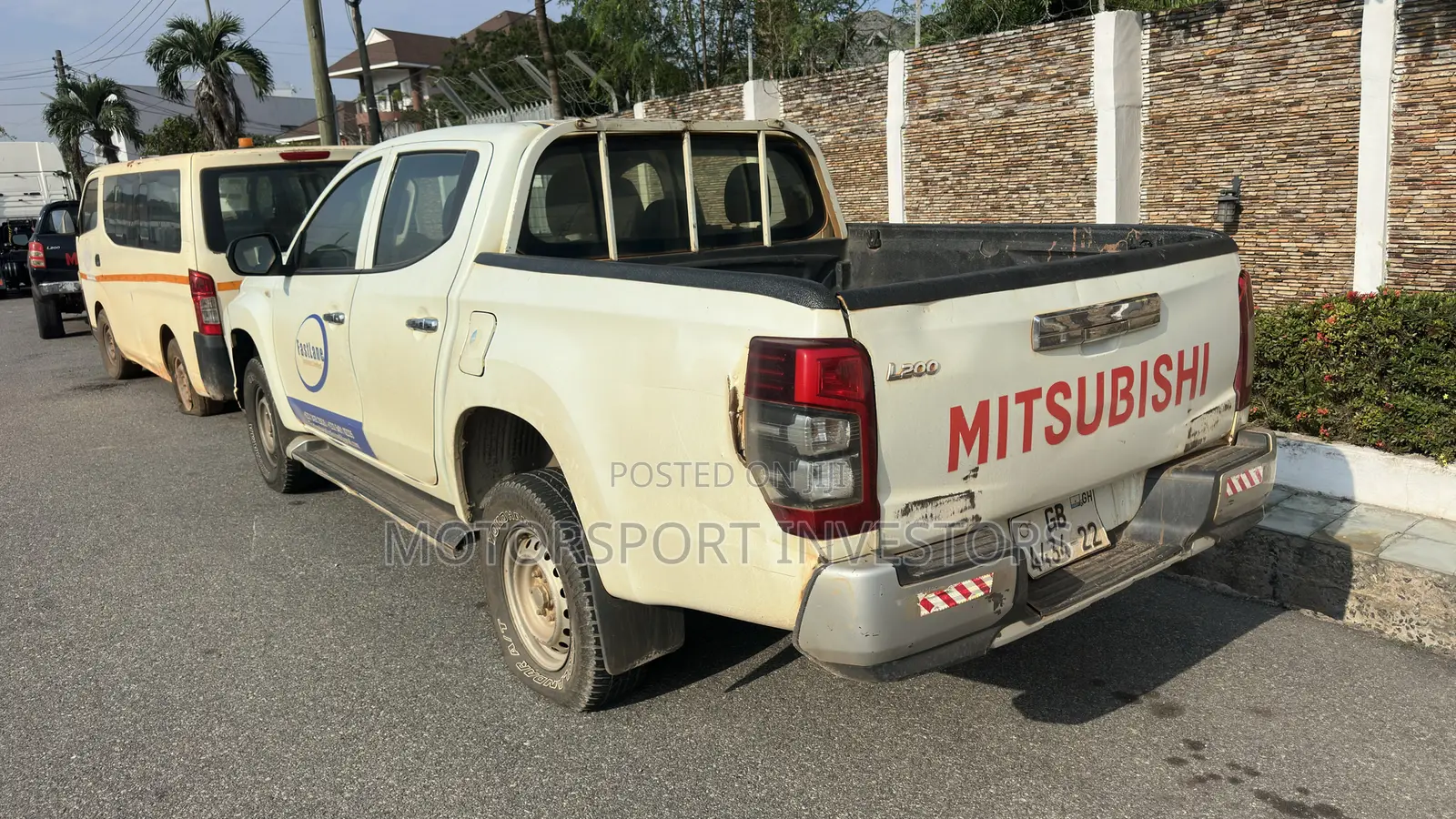 Mitsubishi L200 2022 White