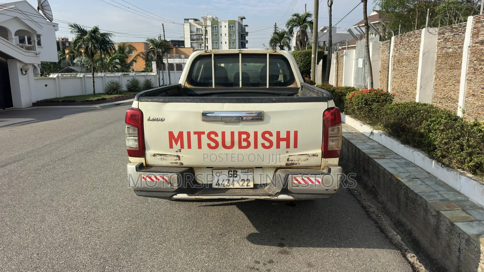 Mitsubishi L200 2022 White