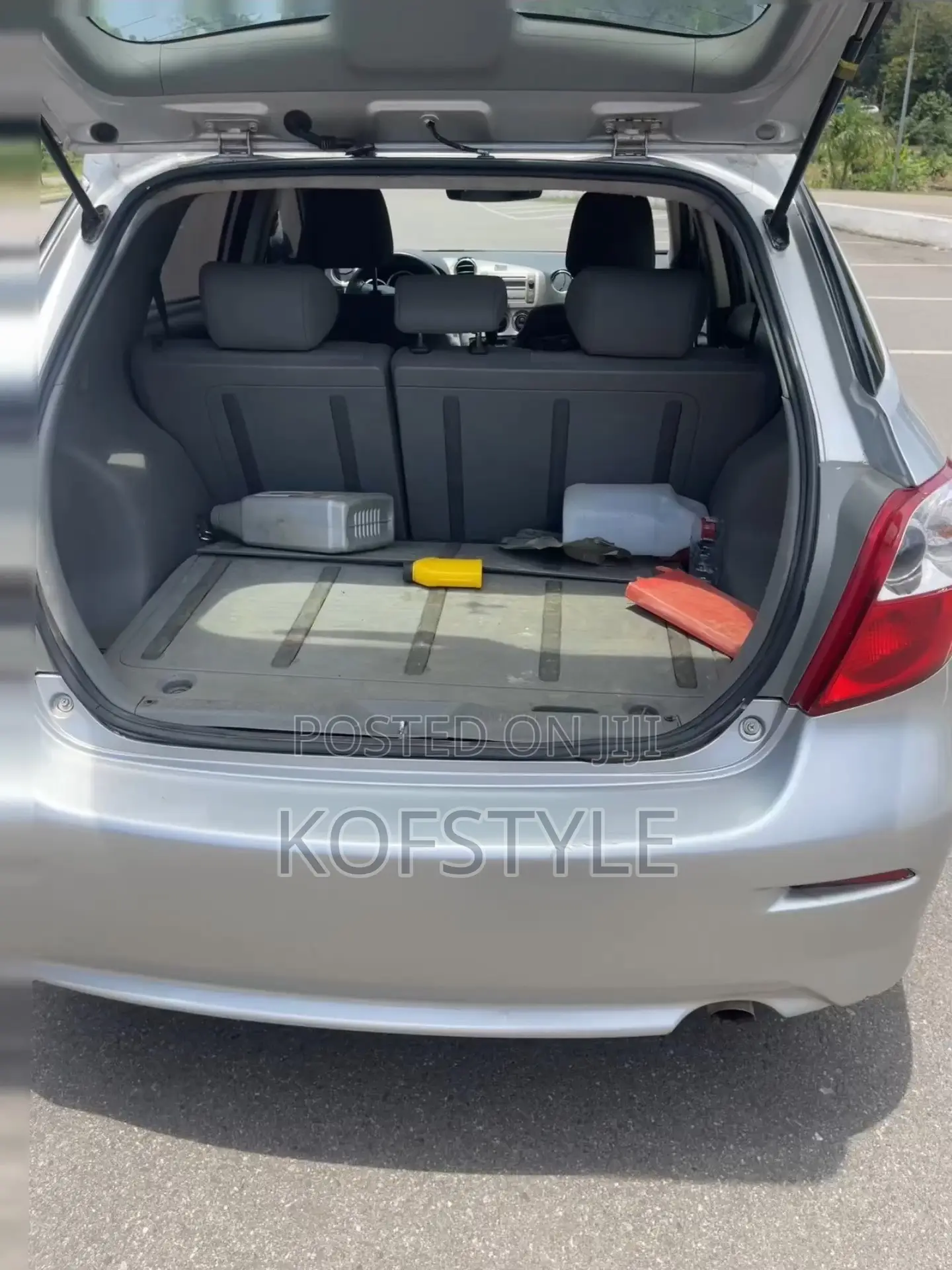 Toyota Matrix 2010 Silver