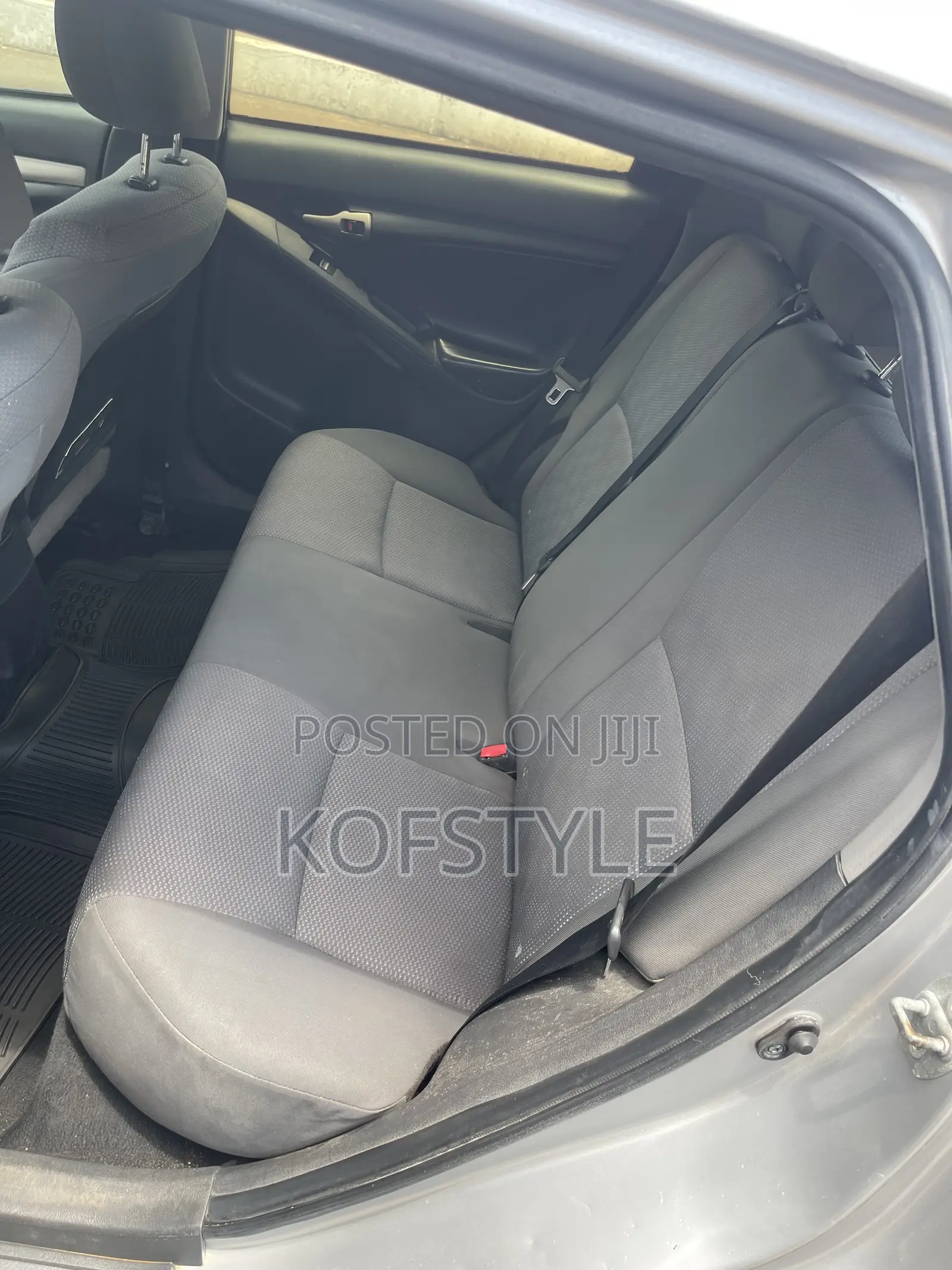 Toyota Matrix 2010 Silver