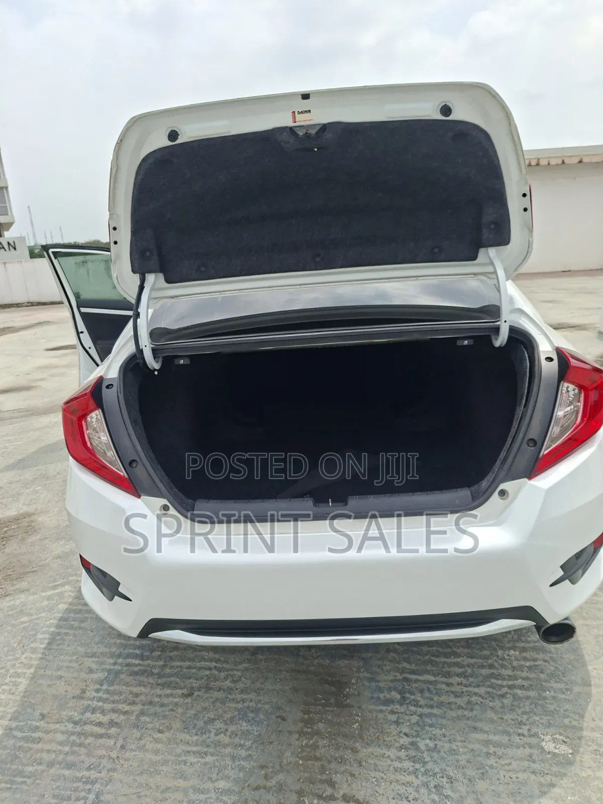 Honda Civic EX Sedan 2020 White