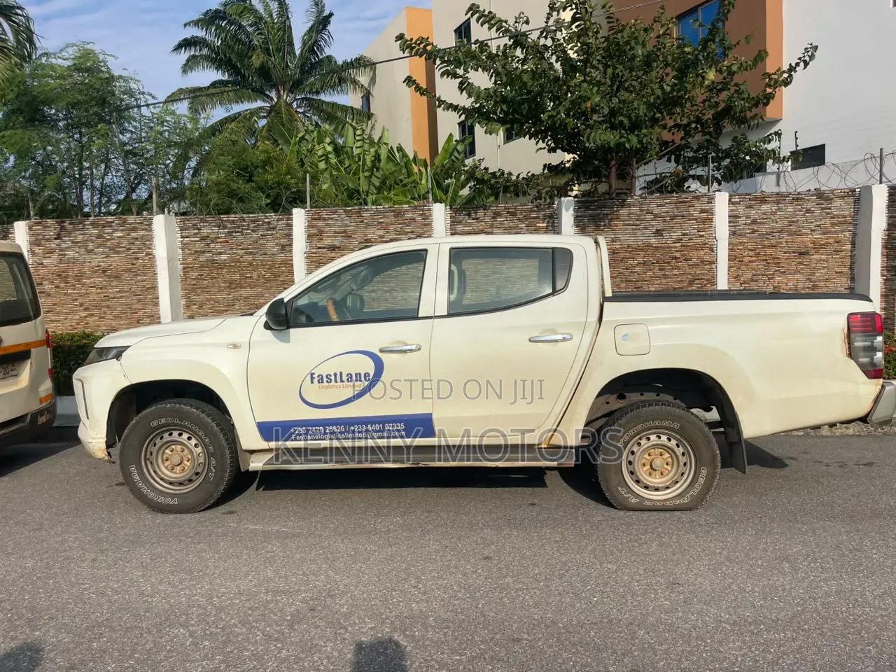Mitsubishi L200 2022 White