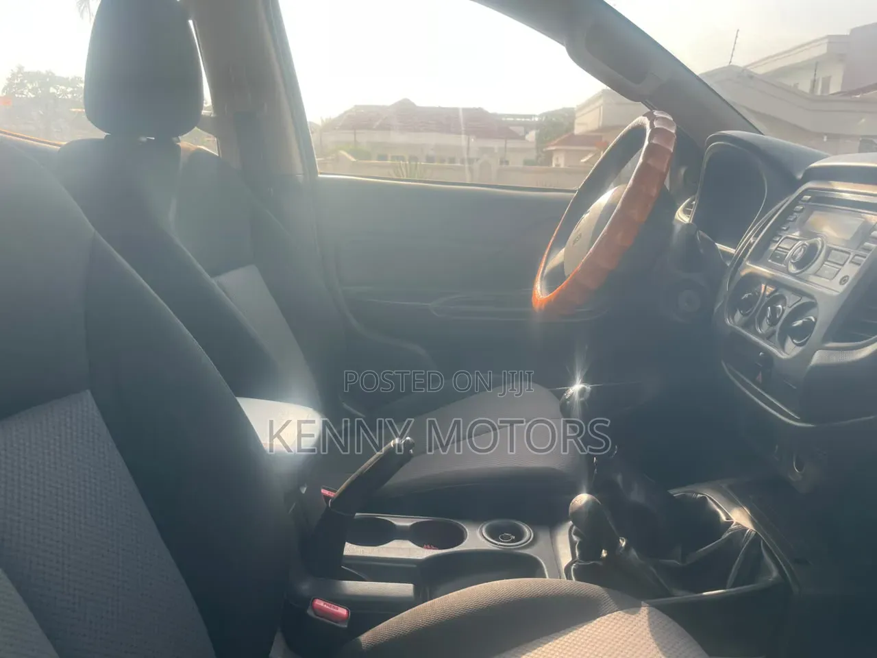 Mitsubishi L200 2022 White