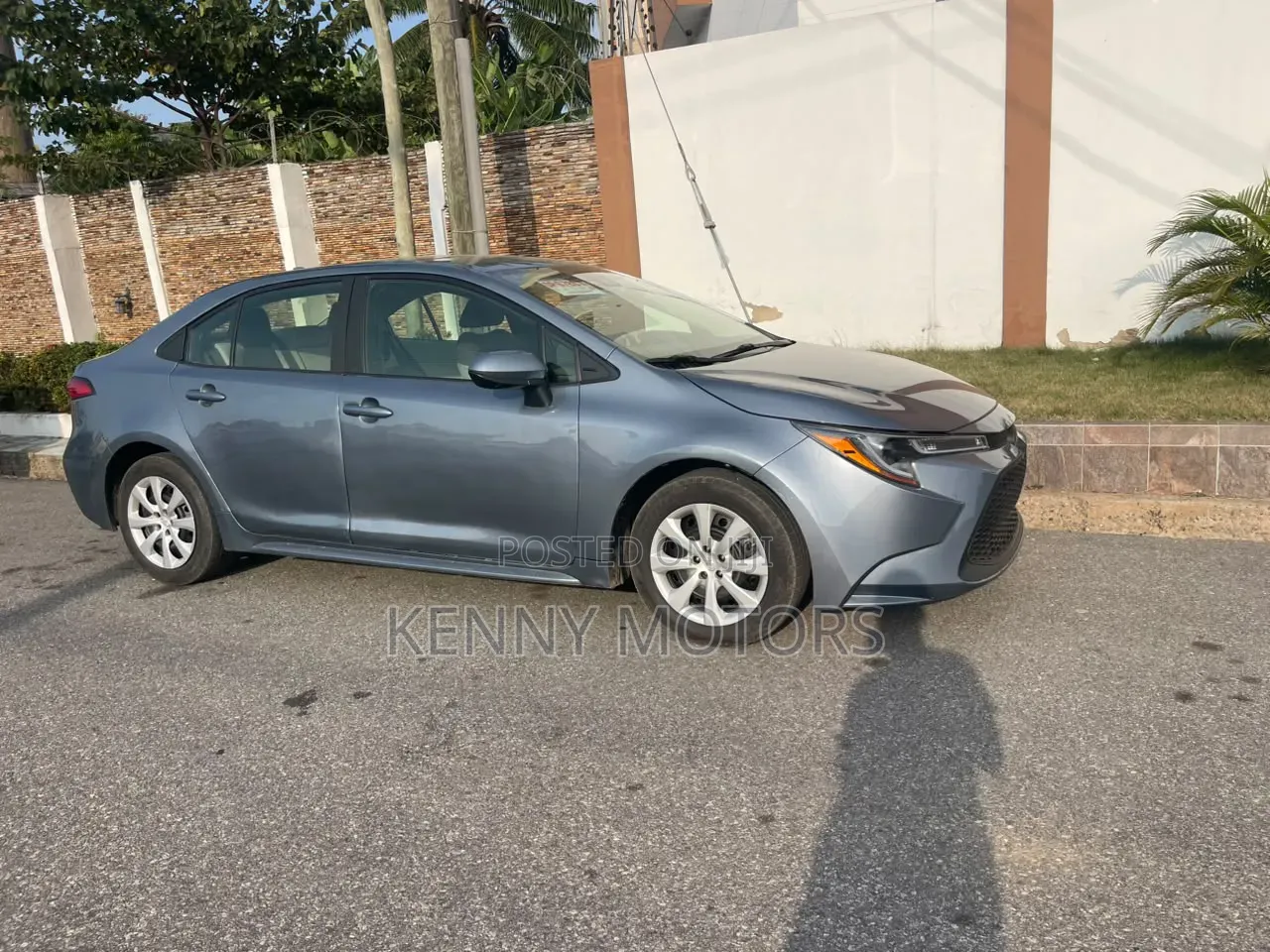 Toyota Corolla LE 2021 Gray