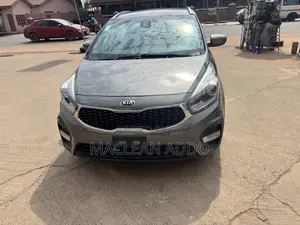 Kia Carens 2018 Black