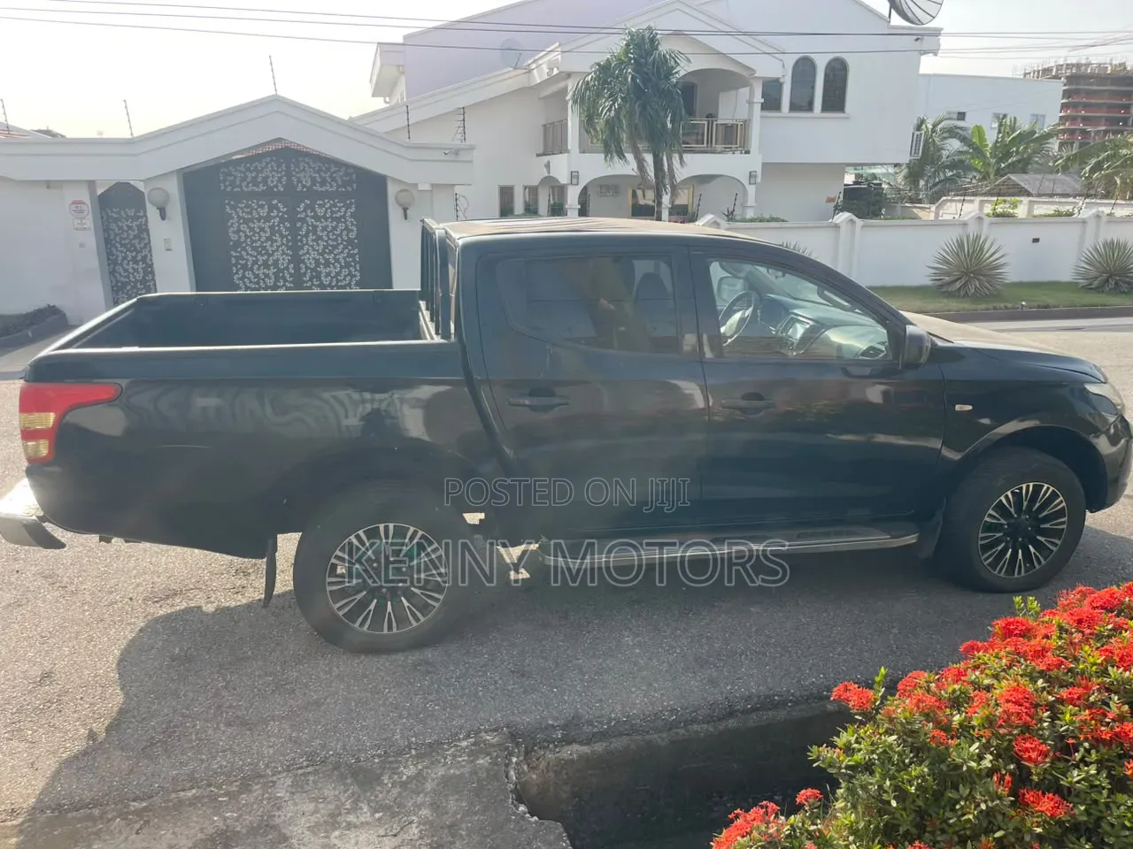 Mitsubishi L200 2016 Black
