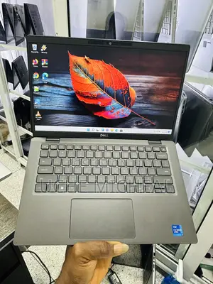 Laptop Dell Latitude 7420 32GB Intel Core i7 SSD 256GB