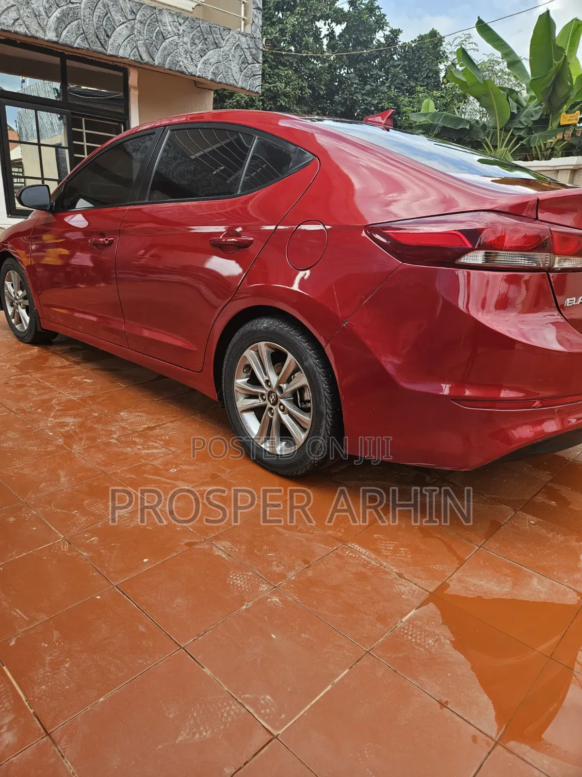 Hyundai Elantra ECO 2018 Red