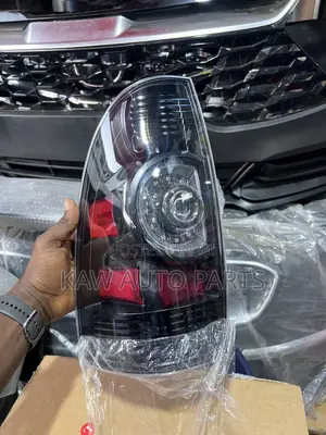 2005,2006,2007,2008,2009,2010 Taillight for Toyota Tundra