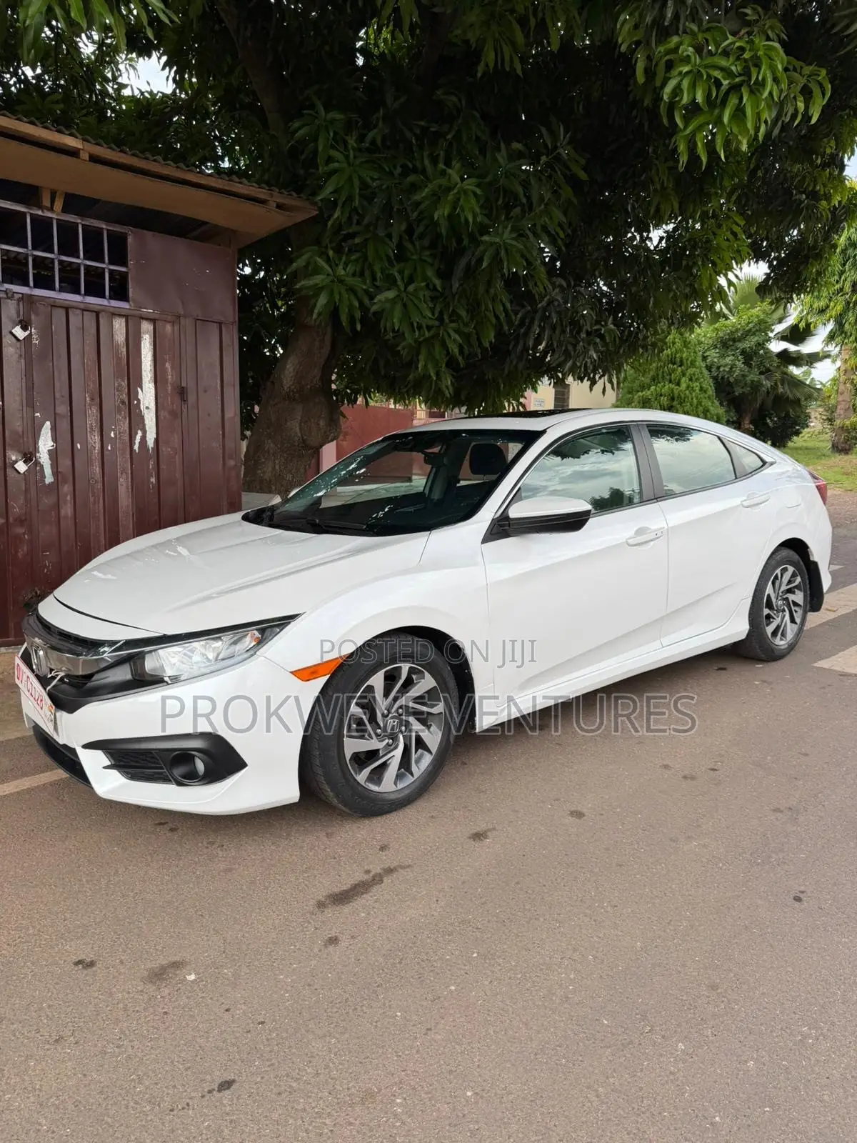 Honda Civic EX Sedan 2018 White