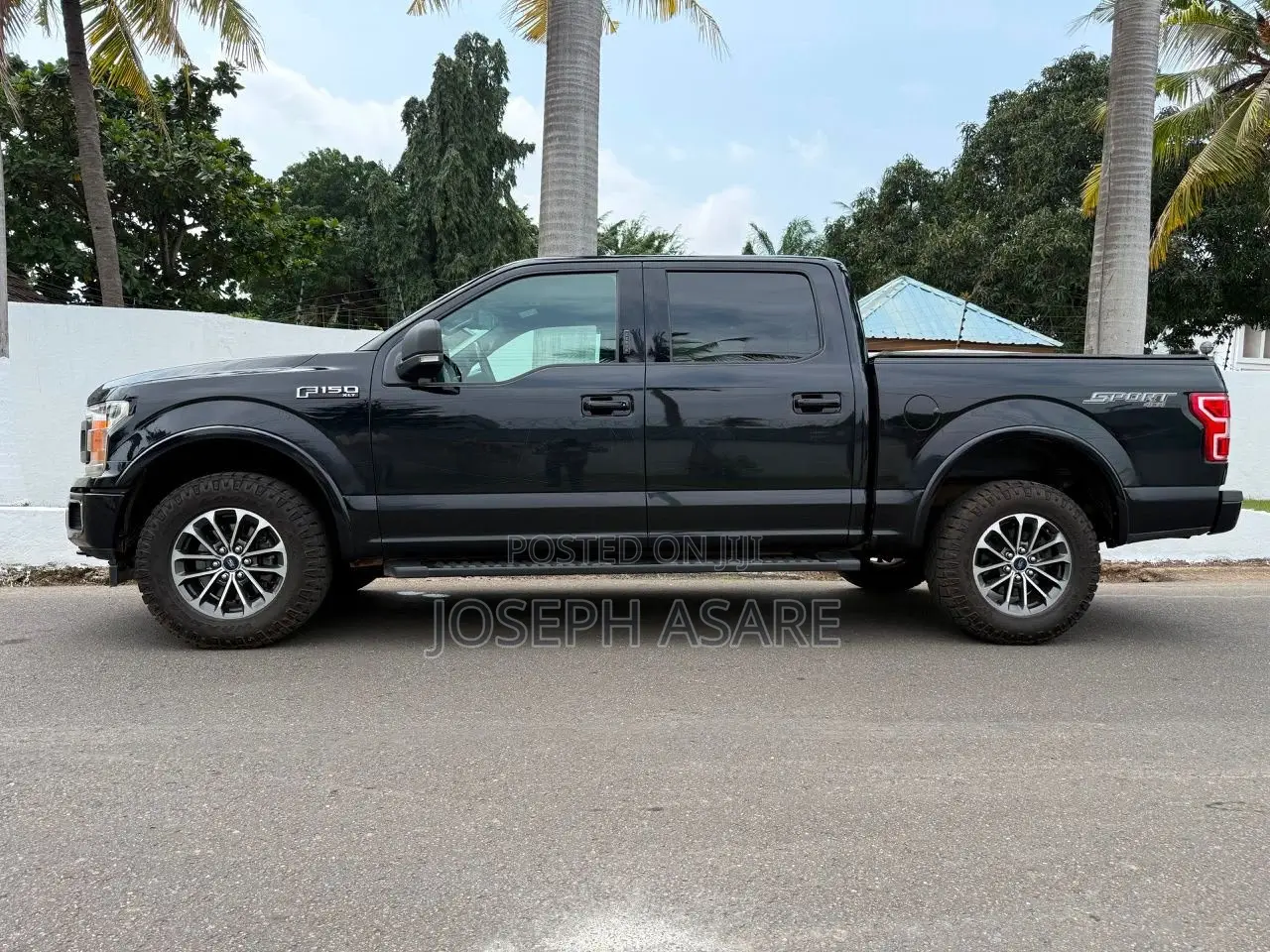 Ford F-150 XLT 4x2 SuperCrew Cab Styleside 5.5 ft. box 145 in. WB 2019 Black