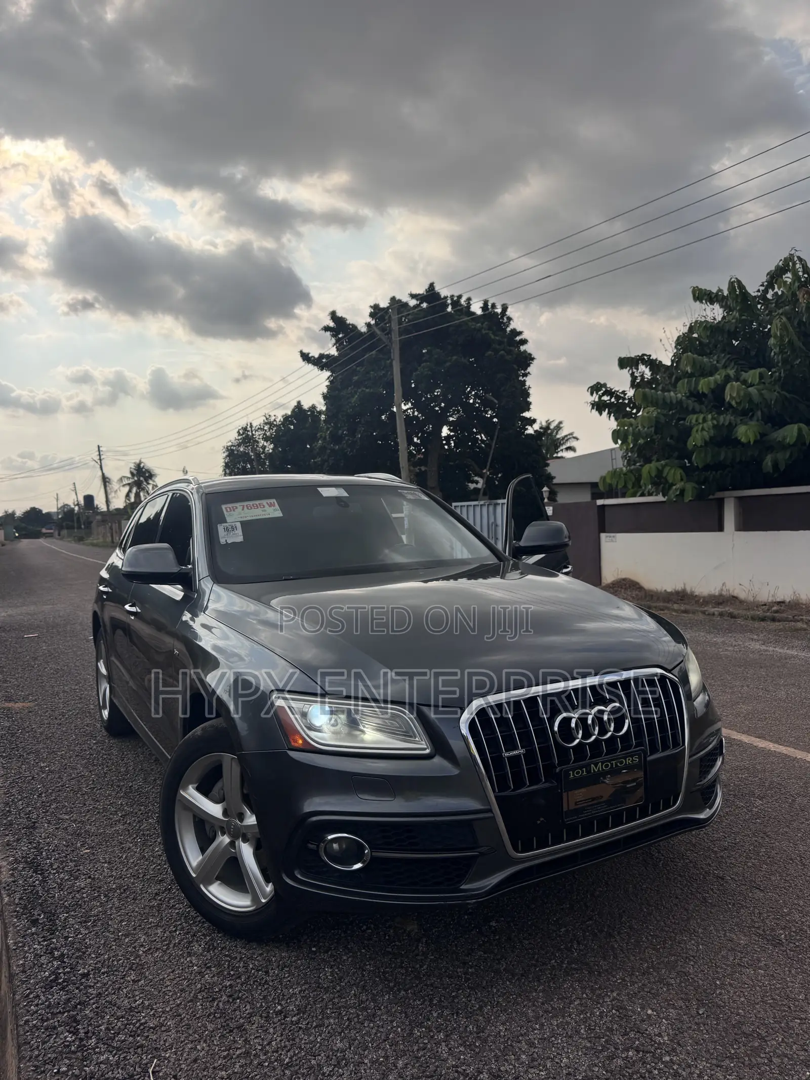 Audi Q5 2.0T Premium AWD quattro 2017 Gray
