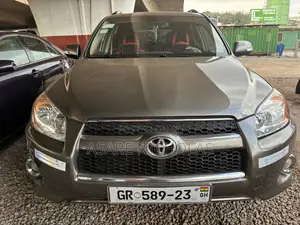 Toyota RAV4 2014 Gray