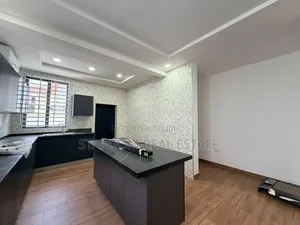 4bdrm Duplex in Adjiringanor, Ability for sale
