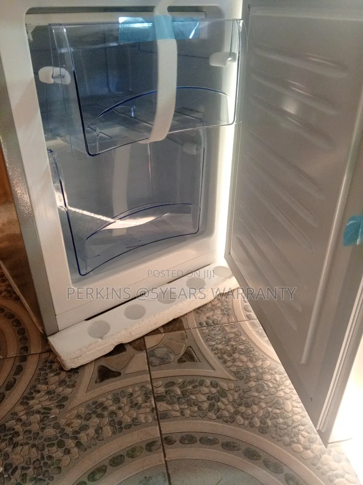 Lasting Refrigerator Flamino 165L Refrigerator