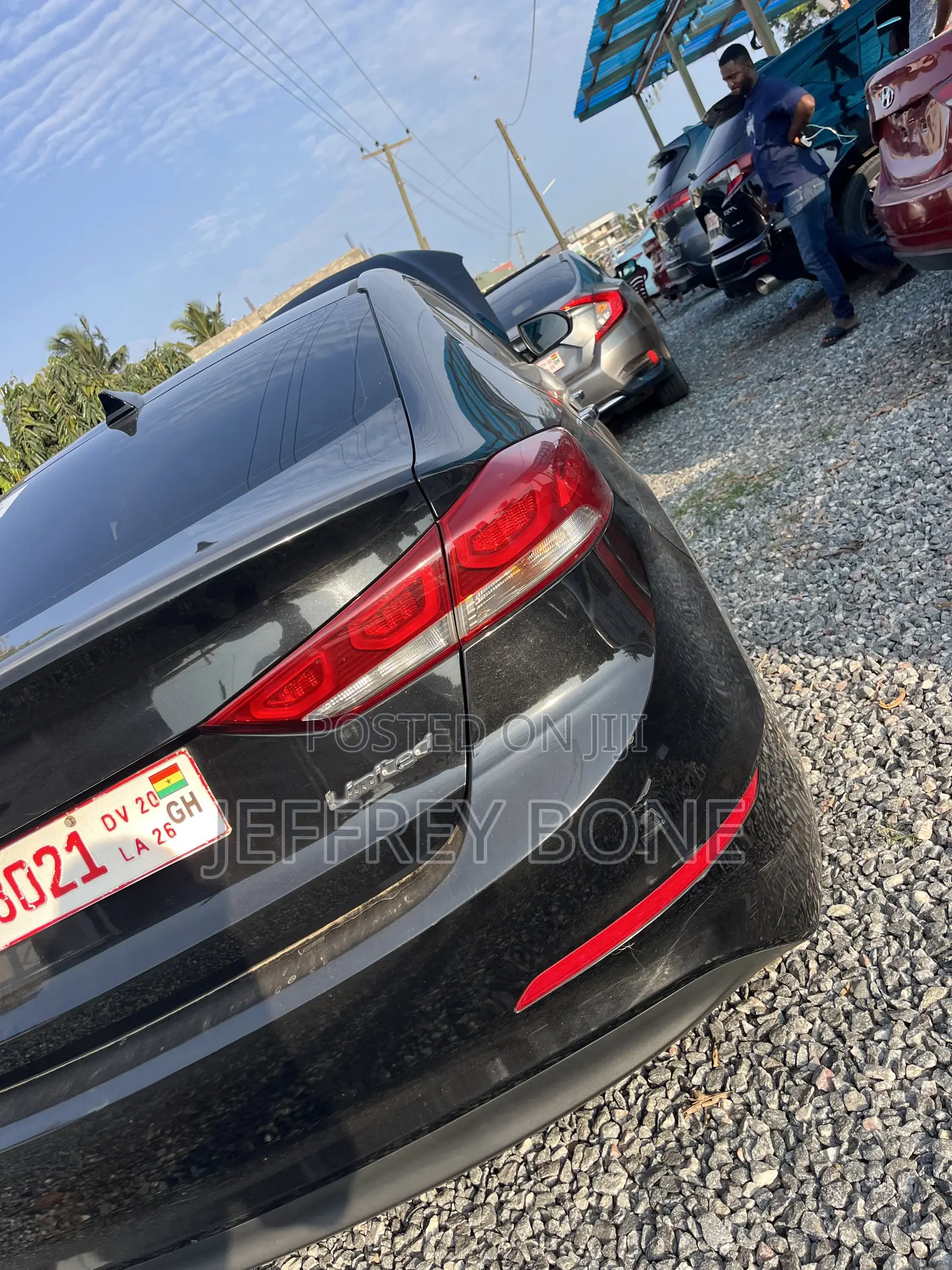 Hyundai Elantra Limited Sedan FWD (2.0L 4cyl 6A) 2017 Black