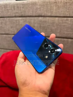 Tecno Pova 5 128 GB Blue