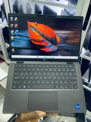 Laptop Dell Latitude 7420 32GB Intel Core i7 SSD 256GB