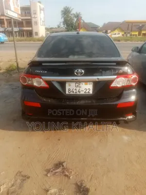 Toyota Corolla 2013 Black