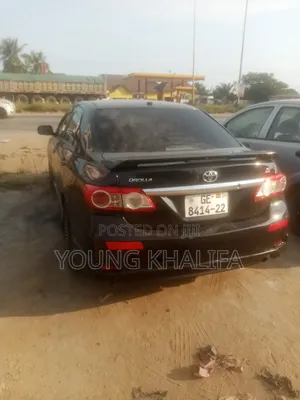 Toyota Corolla 2013 Black