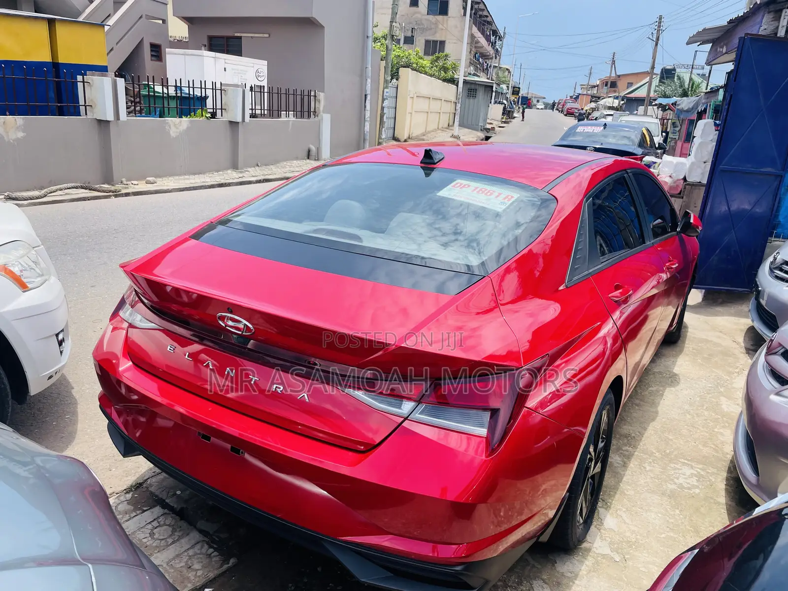 Hyundai Elantra 2021 Red