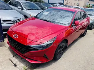 Hyundai Elantra 2021 Red