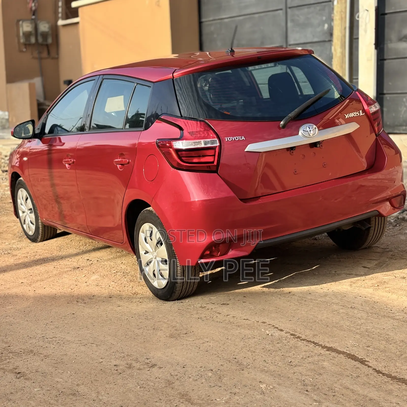 Toyota Yaris 2018 Burgundy