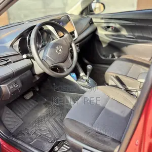 Toyota Yaris 2018 Burgundy