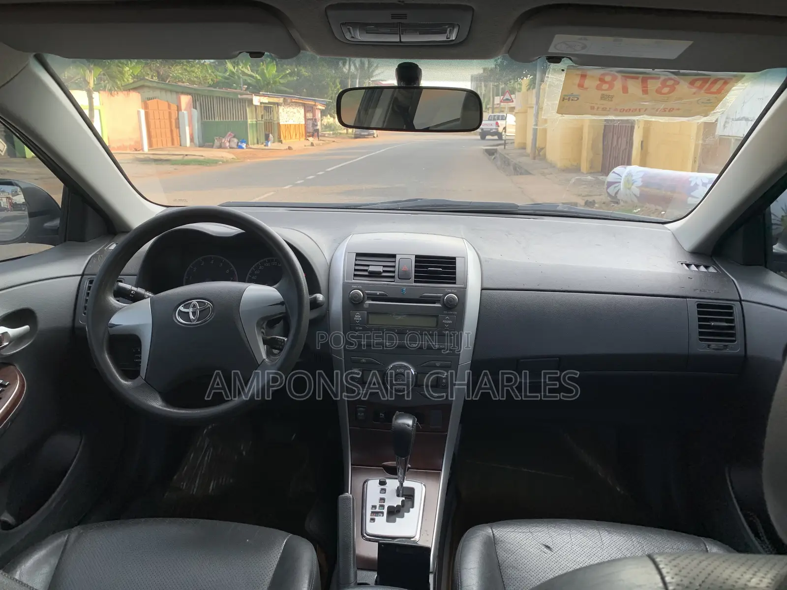 Toyota Corolla LE 4dr Sedan (1.8L 4cyl 4A) 2012 Black
