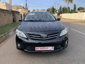 Toyota Corolla LE 4dr Sedan (1.8L 4cyl 4A) 2012 Black