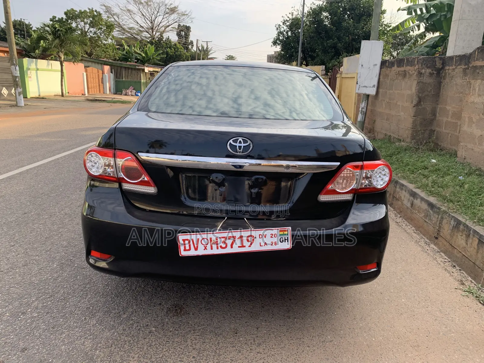 Toyota Corolla LE 4dr Sedan (1.8L 4cyl 4A) 2012 Black
